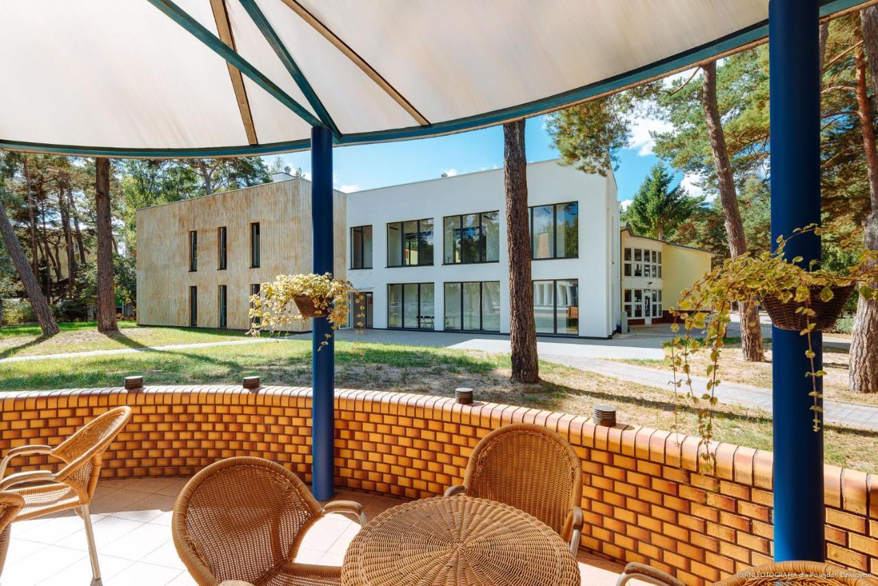 Ow Posejdon Dzwirzyno Hotel Exterior photo